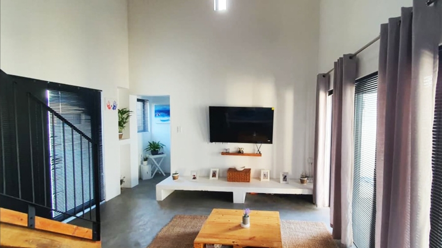 2 Bedroom Property for Sale in Britannia Bay Western Cape